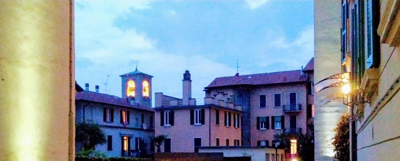 La Belle Coquette Bed & Breakfast Como Bagian luar foto