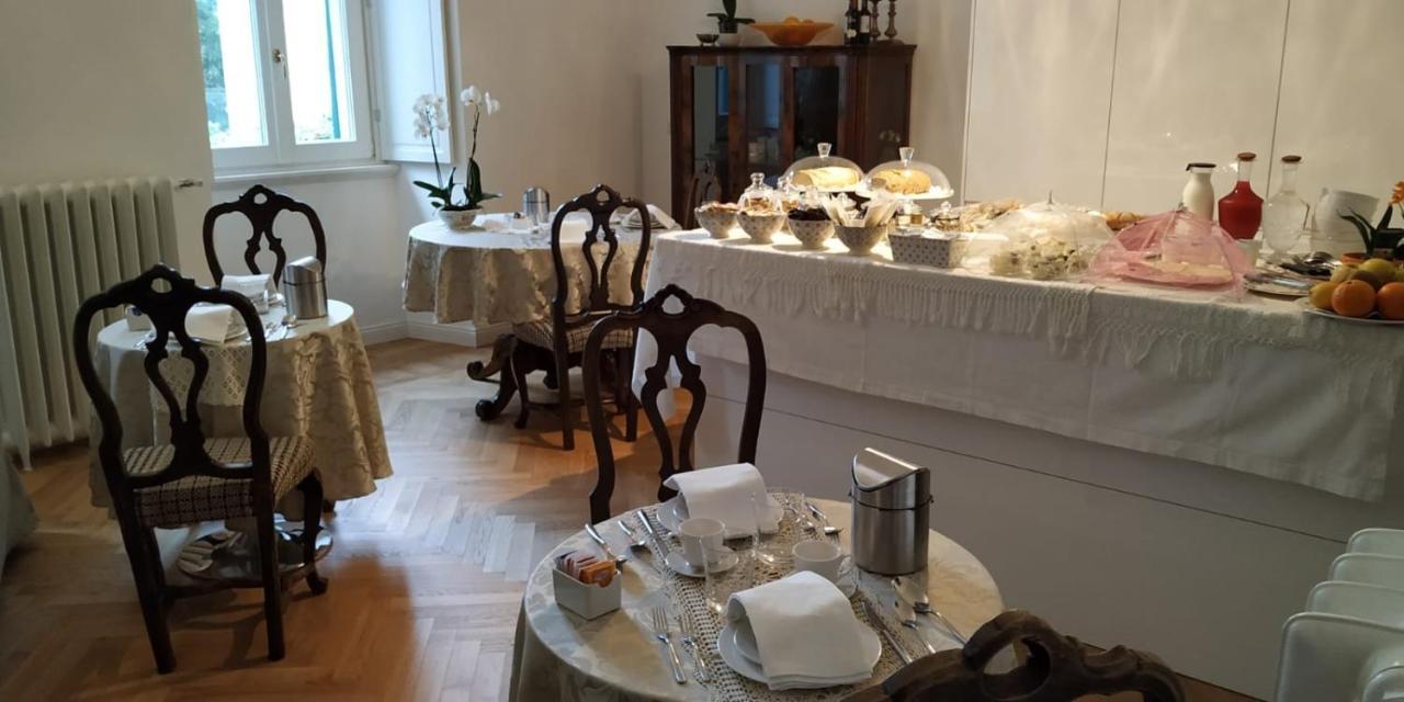 La Belle Coquette Bed & Breakfast Como Bagian luar foto